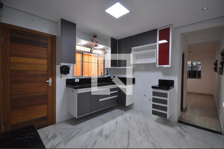Cozinha de casa para alugar com 1 quarto, 42m² em Vila Nova Galvão, São Paulo