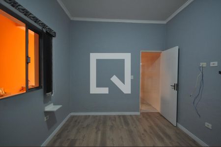 Quarto de casa para alugar com 1 quarto, 42m² em Vila Nova Galvão, São Paulo