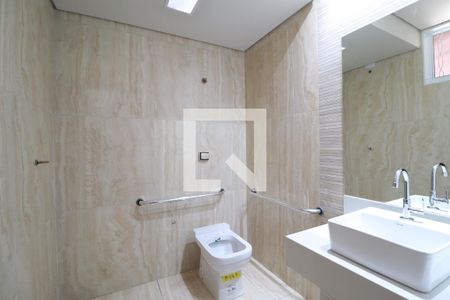 Casa para alugar com 268m², 8 quartos e 2 vagasLavabo