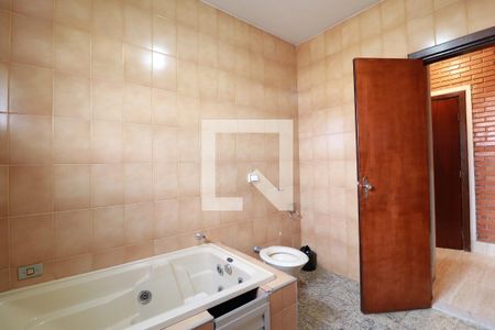 Casa para alugar com 268m², 8 quartos e 2 vagasBanheiro da Suíte