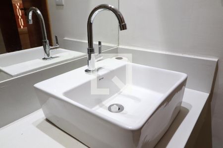 Casa para alugar com 268m², 8 quartos e 2 vagasLavabo