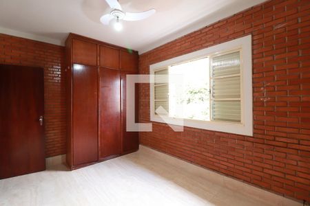 Casa para alugar com 268m², 8 quartos e 2 vagasQuarto 3