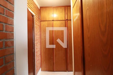 Casa para alugar com 268m², 8 quartos e 2 vagasCloset da suíte