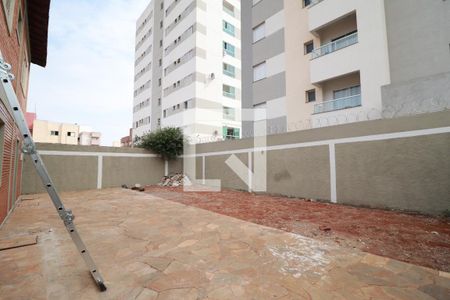 Casa para alugar com 268m², 8 quartos e 2 vagasQuintal