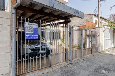 Casa à venda com 180m², 3 quartos e 2 vagasFachada