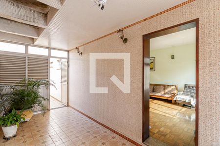 Casa à venda com 180m², 3 quartos e 2 vagasGaragem