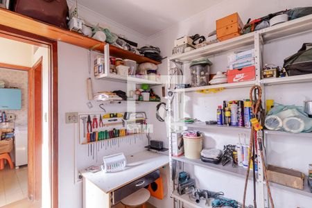 Casa à venda com 180m², 3 quartos e 2 vagasQuarto de Serviço