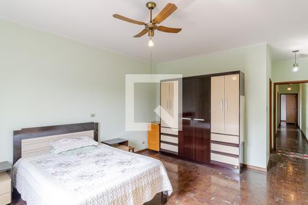 Casa à venda com 180m², 3 quartos e 2 vagasSuíte 1