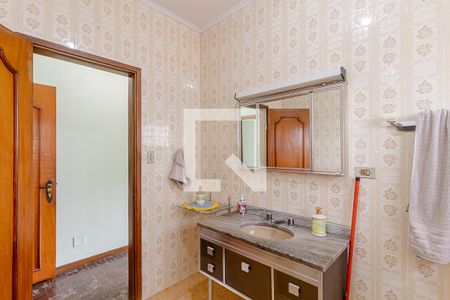 Casa à venda com 180m², 3 quartos e 2 vagasBanheiro da Suíte 1