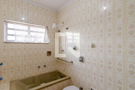 Casa à venda com 180m², 3 quartos e 2 vagasBanheiro da Suíte 1