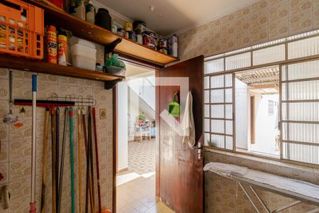 Casa à venda com 180m², 3 quartos e 2 vagasÁrea de Serviço