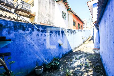 Casa à venda com 400m², 3 quartos e 5 vagas Casa à venda com 400m², 3 quartos e 5 vagasÁrea de Serviço - Corredor