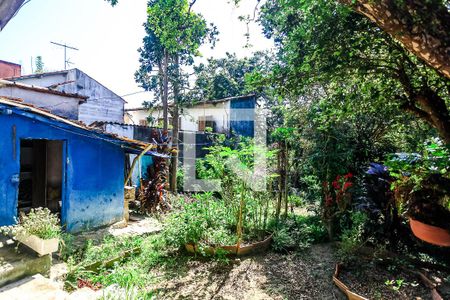 Casa à venda com 400m², 3 quartos e 5 vagas Casa à venda com 400m², 3 quartos e 5 vagasQuintal - Fundos