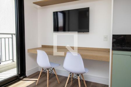 Cozinha- mesa de jantar de kitnet/studio à venda com 1 quarto, 34m² em Indianópolis, São Paulo