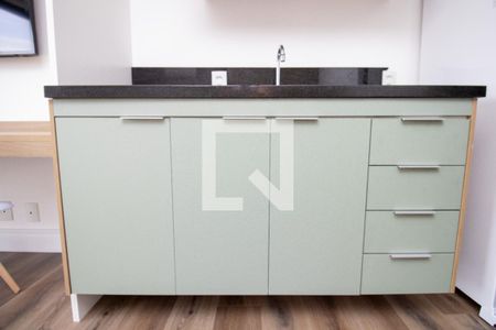 Cozinha- armário de kitnet/studio à venda com 1 quarto, 34m² em Indianópolis, São Paulo