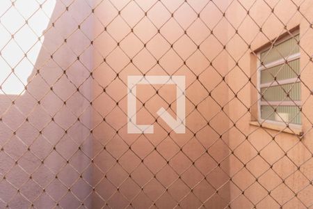 Casa à venda com 70m², 3 quartos e 2 vagas Casa à venda com 70m², 3 quartos e 2 vagasVista