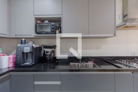 Casa à venda com 70m², 3 quartos e 2 vagas Casa à venda com 70m², 3 quartos e 2 vagasCozinha