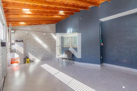 Casa à venda com 70m², 3 quartos e 2 vagas Casa à venda com 70m², 3 quartos e 2 vagasGaragem