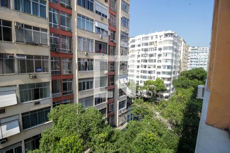 Vista do Sala/Quarto de kitnet/studio para alugar com 1 quarto, 23m² em Centro, Rio de Janeiro