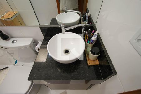 Casa à venda com 120m², 3 quartos e 2 vagasBanheiro da Suíte