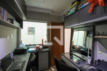 Casa à venda com 120m², 3 quartos e 2 vagasQuarto 2