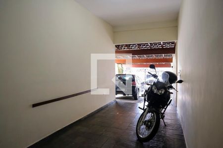 Casa à venda com 300m², 3 quartos e 3 vagasGaragem