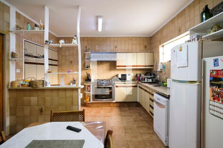 Casa à venda com 300m², 3 quartos e 3 vagasCozinha