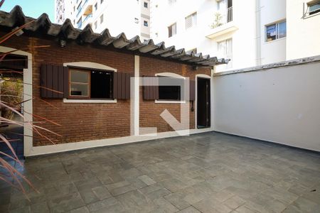 Casa à venda com 300m², 3 quartos e 3 vagasQuintal