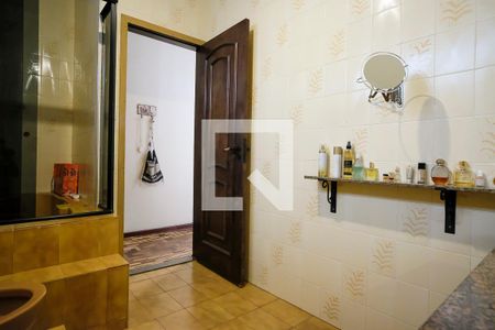 Casa à venda com 300m², 3 quartos e 3 vagasBanheiro da Suíte