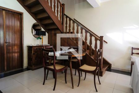 Sala de casa à venda com 3 quartos, 300m² em Santa Paula, São Caetano do Sul