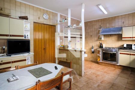 Casa à venda com 300m², 3 quartos e 3 vagasCozinha