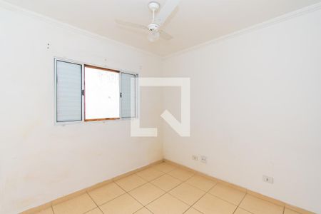 Suíte 1 de casa para alugar com 2 quartos, 59m² em Jardim Santa Teresinha, São Paulo