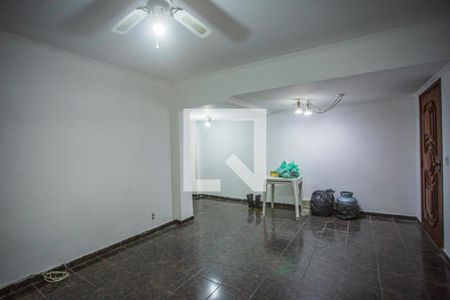 Sala de casa para alugar com 2 quartos, 117m² em Indianópolis, São Paulo