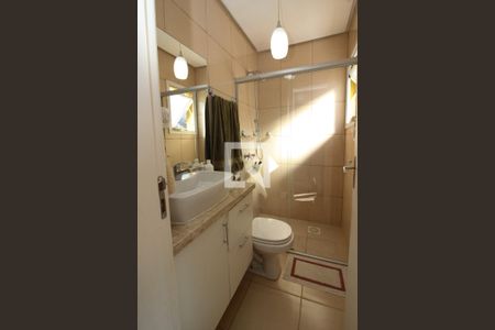 Casa de condomínio à venda com 137m², 3 quartos e 2 vagasBanheiro da Suíte