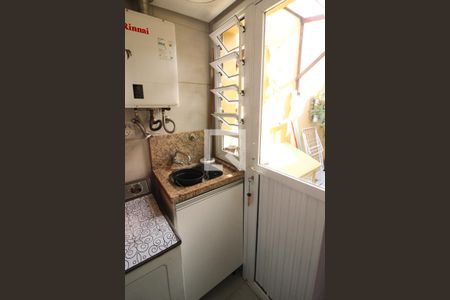 Casa de condomínio à venda com 137m², 3 quartos e 2 vagasÁrea de Serviço