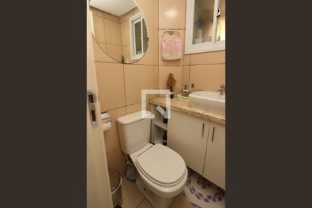 Casa de condomínio à venda com 137m², 3 quartos e 2 vagasLavabo