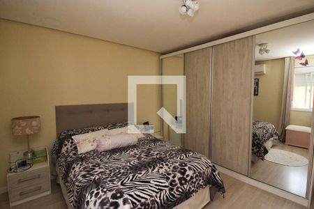 Casa de condomínio à venda com 137m², 3 quartos e 2 vagasQuarto Suíte