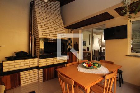Varanda de casa de condomínio para alugar com 3 quartos, 137m² em Hípica, Porto Alegre