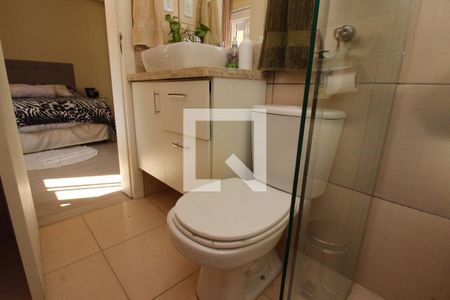 Casa de condomínio à venda com 137m², 3 quartos e 2 vagasBanheiro da Suíte