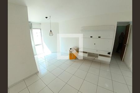 Sala de apartamento para alugar com 3 quartos, 70m² em Vila Albertina, São Paulo