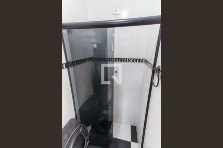 Casa à venda com 280m², 3 quartos e 3 vagasBanheiro de Serviço