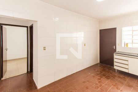 Casa à venda com 280m², 3 quartos e 3 vagasCozinha