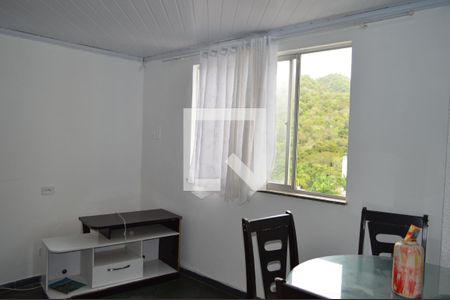 Sala de apartamento para alugar com 2 quartos, 48m² em Curicica, Rio de Janeiro