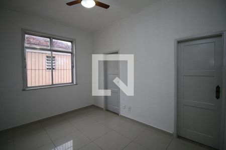Quarto 1 de apartamento para alugar com 2 quartos, 50m² em Bonsucesso, Rio de Janeiro