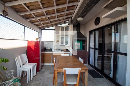 Apartamento à venda com 150m², 2 quartos e 2 vagasChurrasqueira