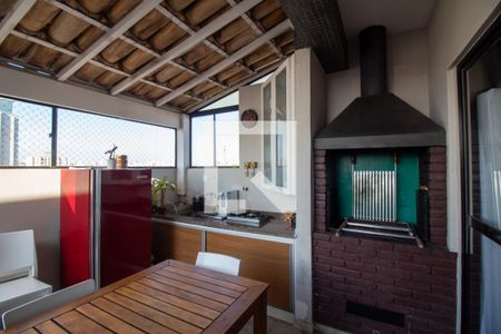 Apartamento à venda com 150m², 2 quartos e 2 vagasChurrasqueira