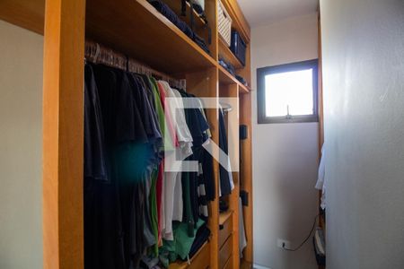 Apartamento à venda com 150m², 2 quartos e 2 vagasCloset da suíte