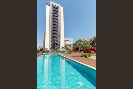 Apartamento para alugar com 69m², 1 quarto e 2 vagas Apartamento para alugar com 69m², 1 quarto e 2 vagasÁrea comum - Piscina