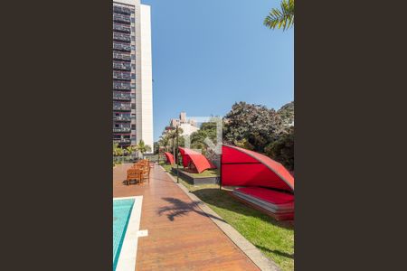 Apartamento para alugar com 69m², 1 quarto e 2 vagas Apartamento para alugar com 69m², 1 quarto e 2 vagasÁrea comum - Piscina