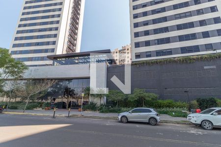 Apartamento para alugar com 69m², 1 quarto e 2 vagas Apartamento para alugar com 69m², 1 quarto e 2 vagasFachada